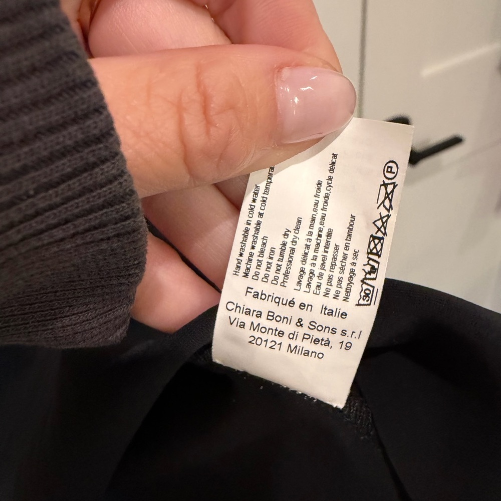 Chiara Boni Elegant Black Dress With Sequin Ruffle Sleeve Detail Sz 50 US 12 XL - Picture 11 of 17